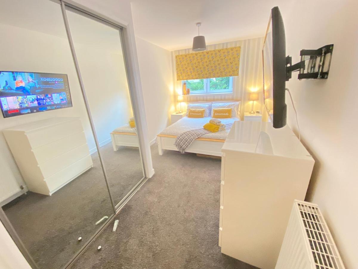 Paisley Central Apartment Екстериор снимка