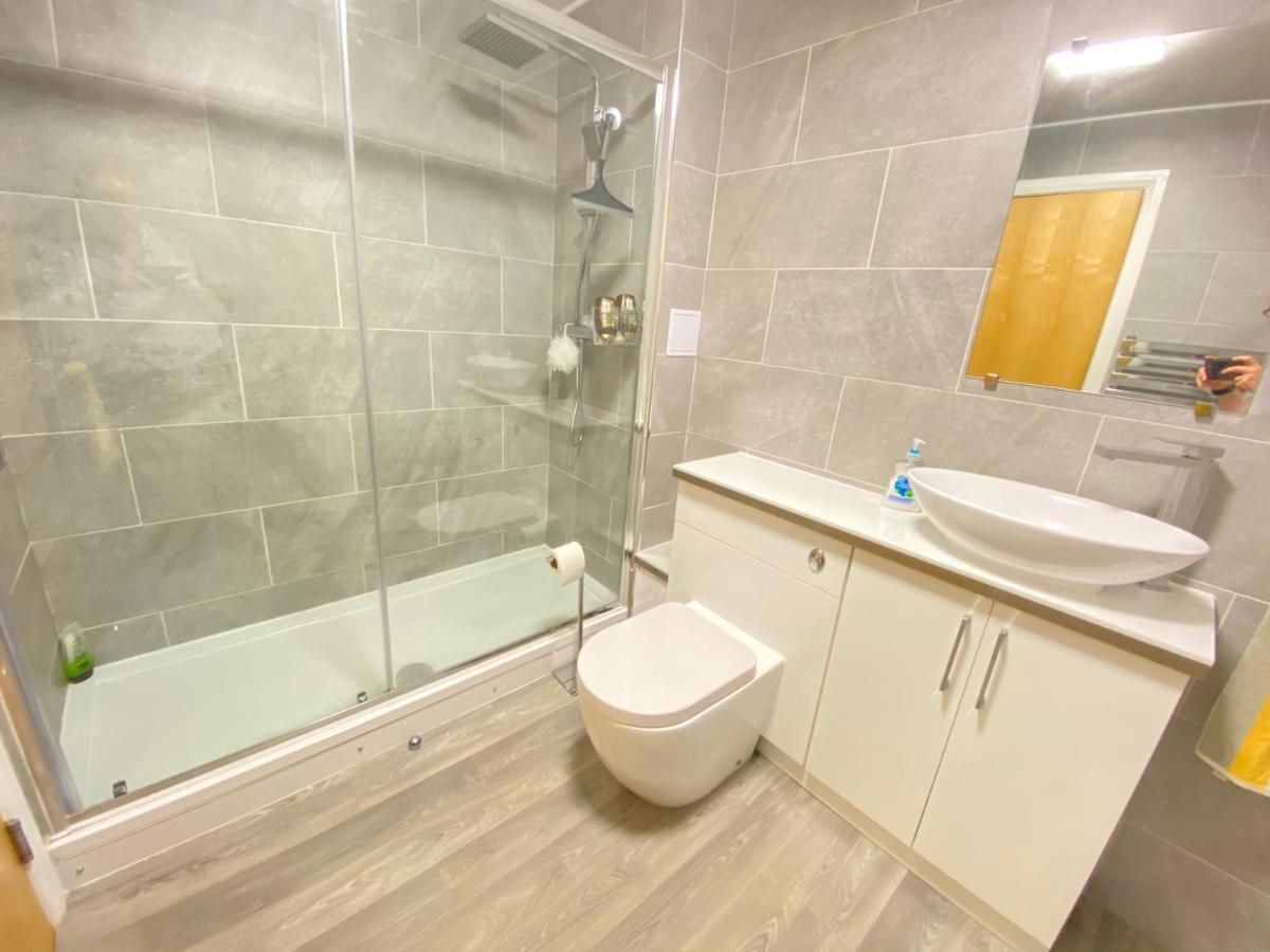 Paisley Central Apartment Екстериор снимка